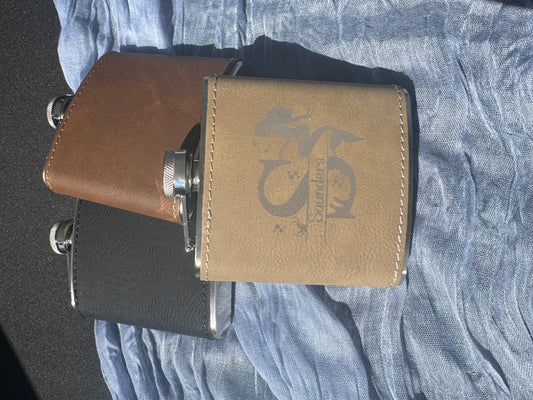 Custom Engraved Leather Flask – Personalized Gift for Dad, Groomsmen, or Special Occasions