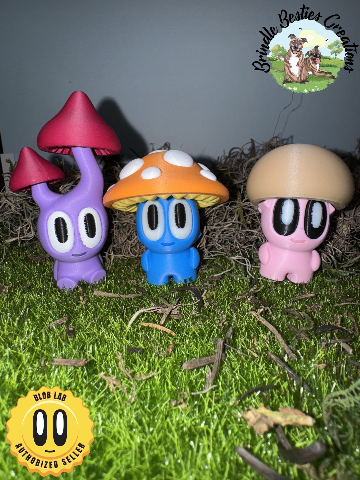 Blob Lab Mushroom Mini Planter Set – 5 Figurines with 3 Stands