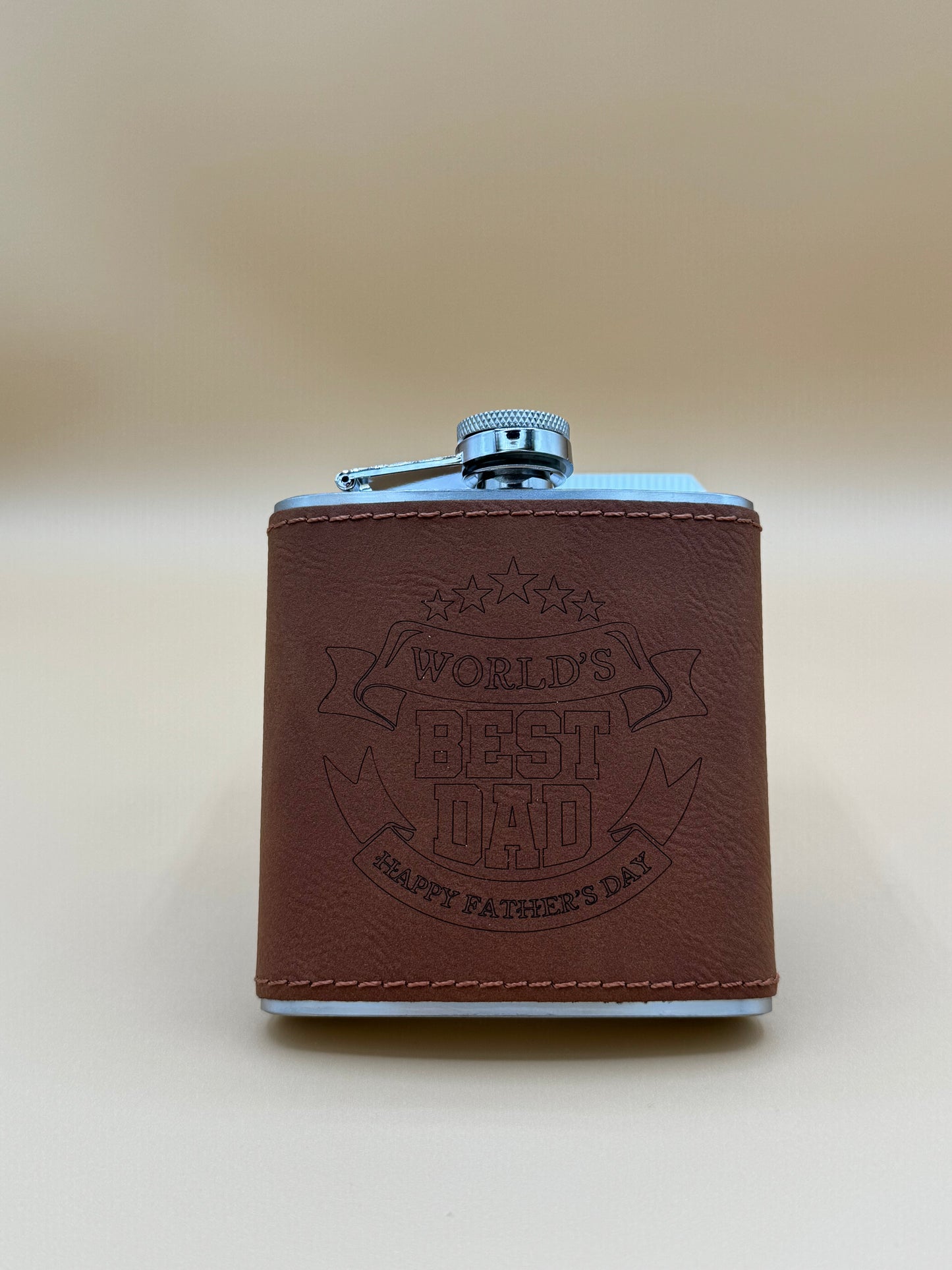 Custom Engraved Leather Flask – Personalized Gift for Dad, Groomsmen, or Special Occasions