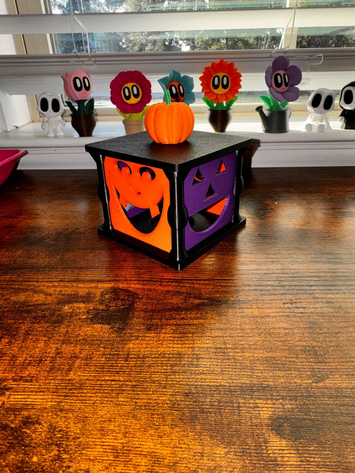 Jack-o’-Lantern Halloween Lantern – Custom Colors Available